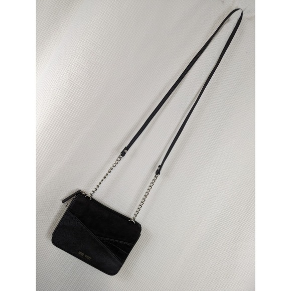 NINE WEST! CROSSBODY BLACK PEBBLED FAUX LEATHER, FAUX SUEDE BAG, PURSE! - Picture 1 of 10